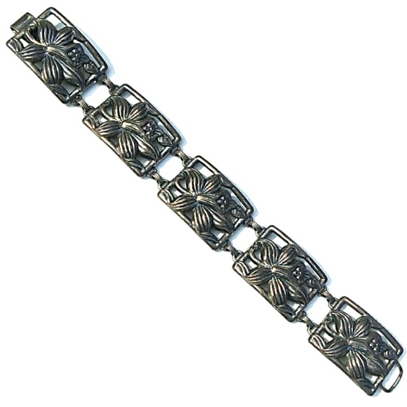 c.1940s Sterling Silver Lily Panel Link Bracelet - Picture 2 of 8